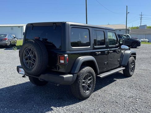 New 2026 Jeep Wrangler Unlimited Sport AWD/4WD image 23