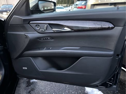 Used 2018 Cadillac CT6 Luxury image 27