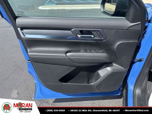 Used 2025 GMC Terrain Elevation AWD/4WD image 9