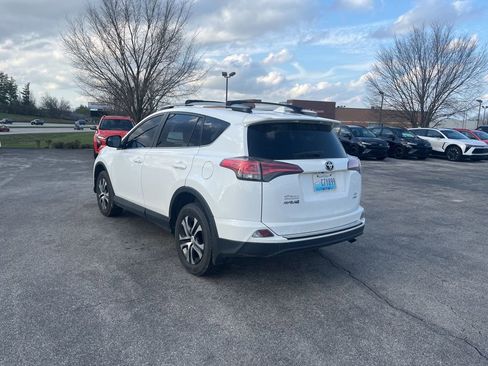 Used 2018 Toyota RAV4 LE w/ All Weather Liner Package image 4