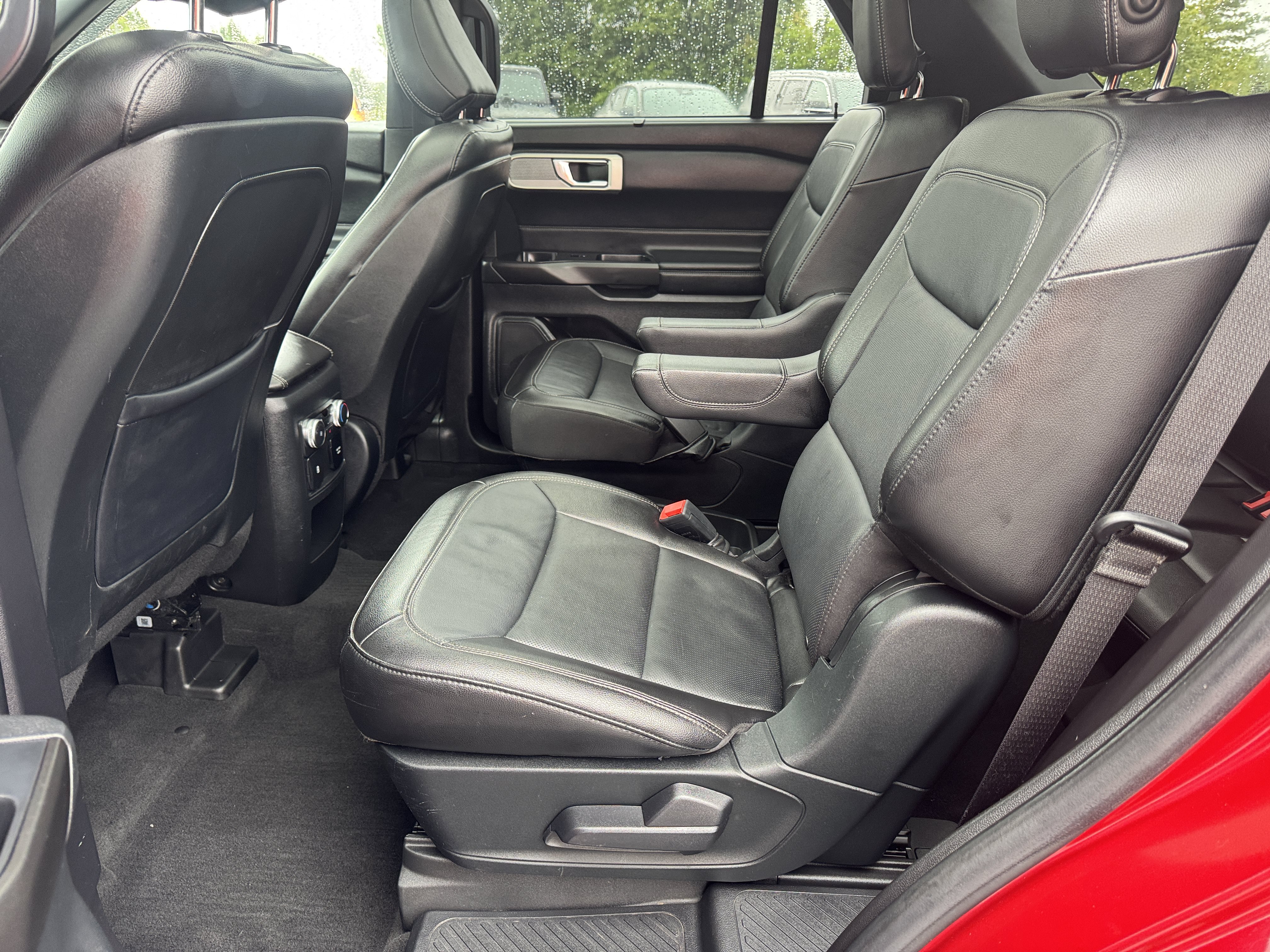 Used 2020 Ford Explorer Limited AWD/4WD image 15