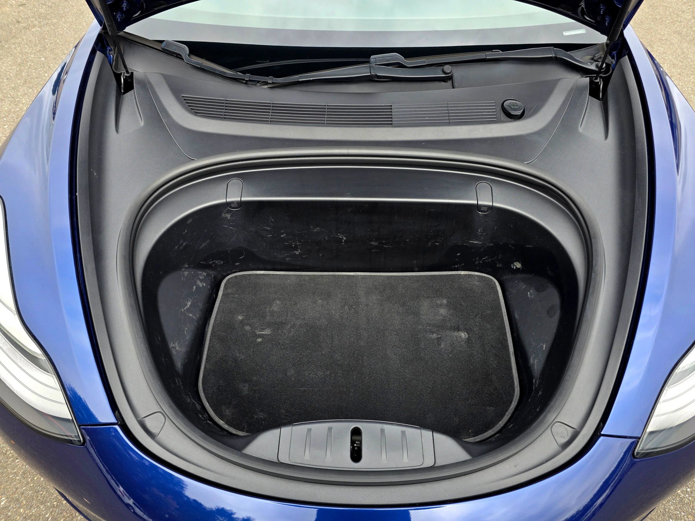 Used 2018 Tesla Model 3 Long Range RWD image 46