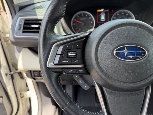 Used 2022 Subaru Ascent Premium w/ Convenience Package AWD/4WD image 18