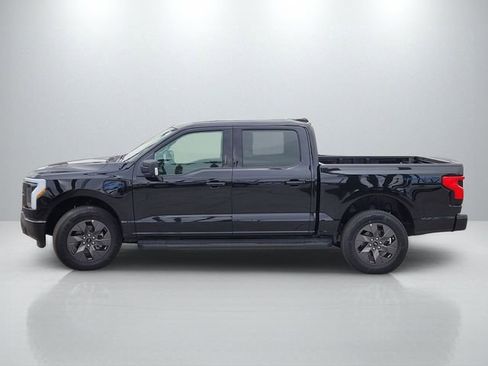 Used 2024 Ford F150 Lightning Flash image 7