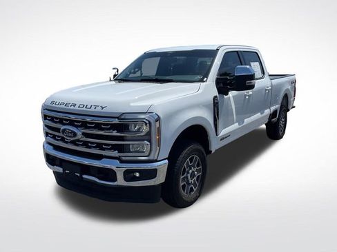Used 2024 Ford F250 Lariat AWD/4WD image 3