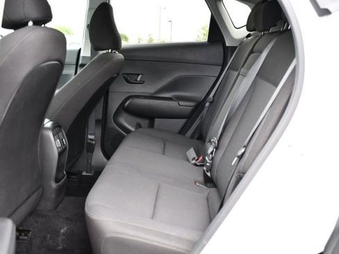 Used 2024 Hyundai Kona SEL AWD/4WD image 22