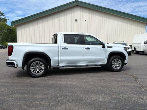 New 2026 GMC Sierra 1500 Denali AWD/4WD image 6