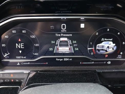 Used 2024 GMC Sierra 1500 SLT RWD image 9