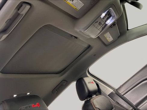 Used 2020 GMC Acadia AT4 AWD/4WD image 24