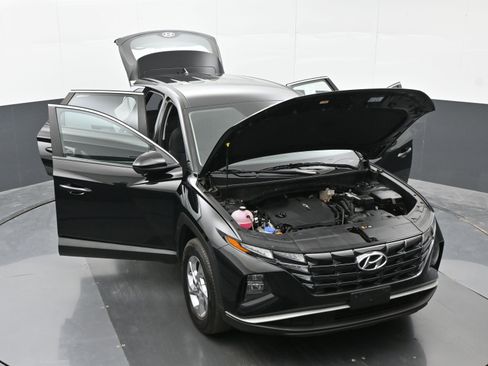 Certified 2023 Hyundai Tucson SE AWD/4WD image 45