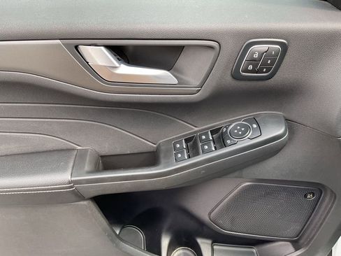 Used 2024 Ford Escape Active w/ Tech Pack #2 AWD/4WD image 11