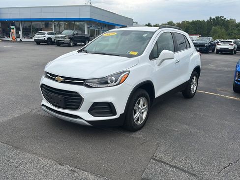 Used 2019 Chevrolet Trax LT w/ LT Convenience Package AWD/4WD image 5