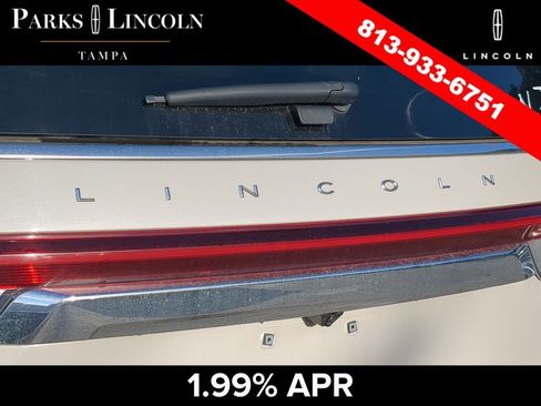 Used 2022 Lincoln Navigator Reserve AWD/4WD image 15