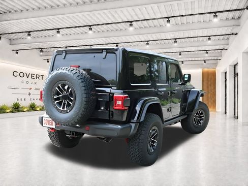 Used 2026 Jeep Wrangler Unlimited Rubicon AWD/4WD image 6