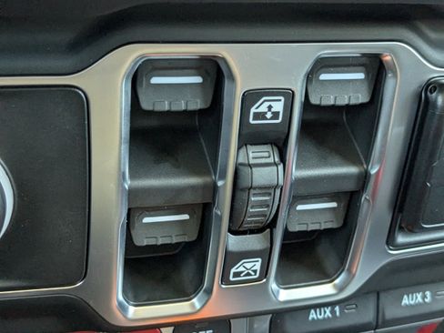 New 2026 Jeep Gladiator Mojave image 24