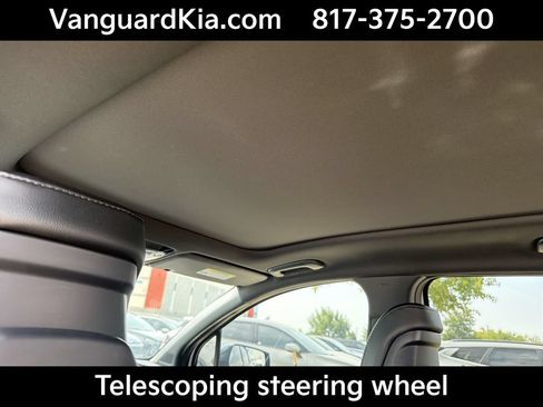 Certified 2025 Kia Sportage X-Line w/ Premium Package AWD/4WD image 19