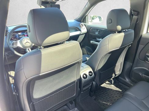 Certified 2026 Mercedes-Benz GLB 250 4MATIC image 19