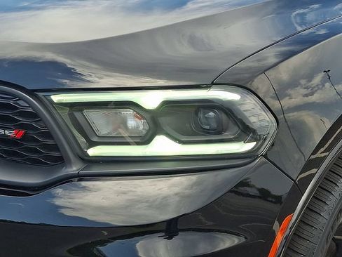 Used 2023 Dodge Durango GT AWD/4WD image 9