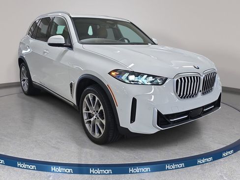 Used 2026 BMW X5 xDrive40i w/ Premium Package image 4