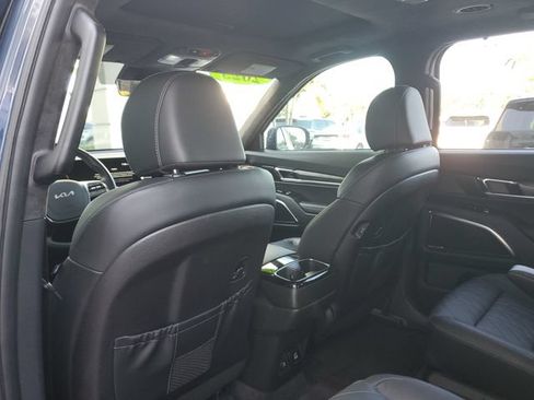 Certified 2025 Kia Telluride SX Prestige X-Line AWD/4WD image 10