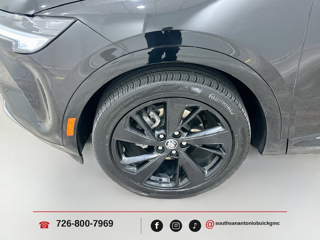 Used 2023 Buick Envision Preferred w/ Sport Touring Package AWD/4WD image 31