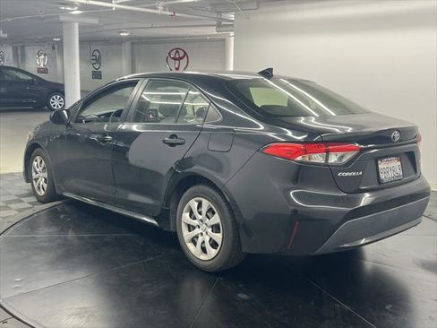 Certified 2020 Toyota Corolla LE image 4