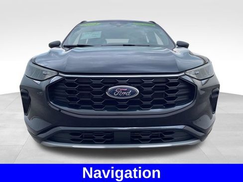 Used 2024 Ford Escape ST-Line w/ Tech Pack #1 AWD/4WD image 8