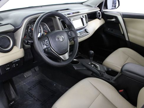 Used 2015 Toyota RAV4 XLE image 16