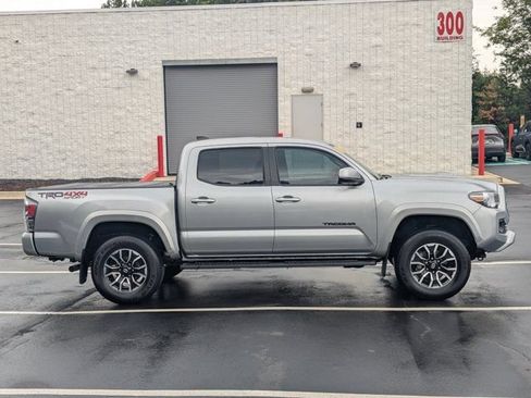 Used 2023 Toyota Tacoma TRD Sport w/ Technology Package AWD/4WD image 8