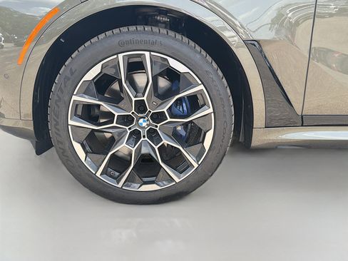 Used 2026 BMW X7 xDrive40i w/ Executive Package AWD/4WD image 44