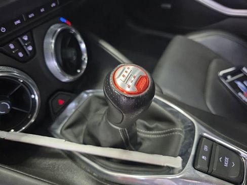 Certified 2017 Chevrolet Camaro SS RWD image 8