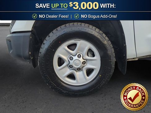 Used 2018 Toyota Tundra SR image 13