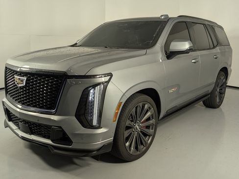 Certified 2025 Cadillac Escalade V image 3
