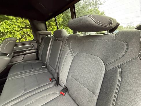 Used 2022 RAM 1500 Big Horn AWD/4WD image 42