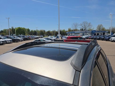 Used 2015 Subaru Outback 2.5i Limited AWD/4WD image 9