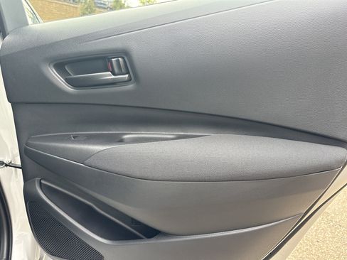 Used 2025 Toyota Corolla LE image 16