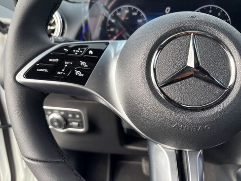 New 2026 Mercedes-Benz GLB 250 image 13