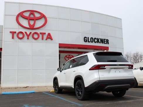 New 2026 Toyota Grand Highlander Platinum image 12