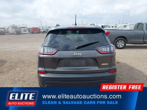 Used 2019 Jeep Cherokee Latitude Plus image 31