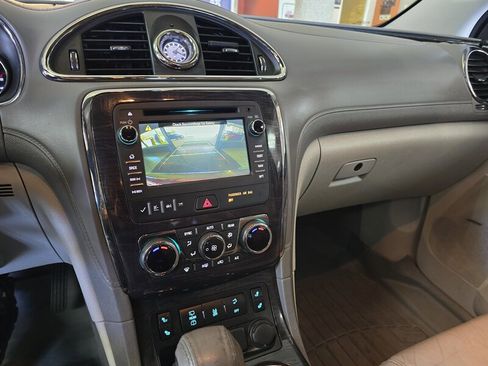 Used 2015 Buick Enclave Leather image 20
