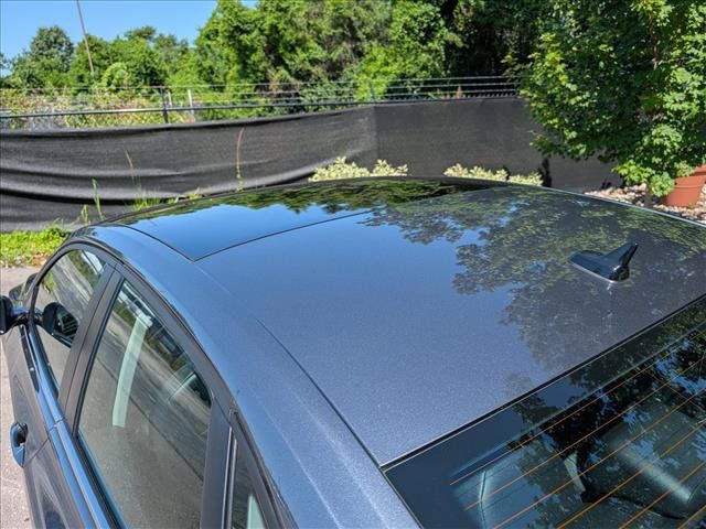 Certified 2023 Volkswagen Jetta SE w/ Panoramic Sunroof Package FWD image 20