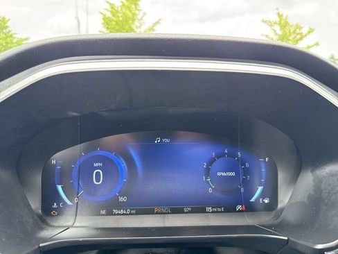Used 2021 Ford Escape Titanium AWD/4WD image 19