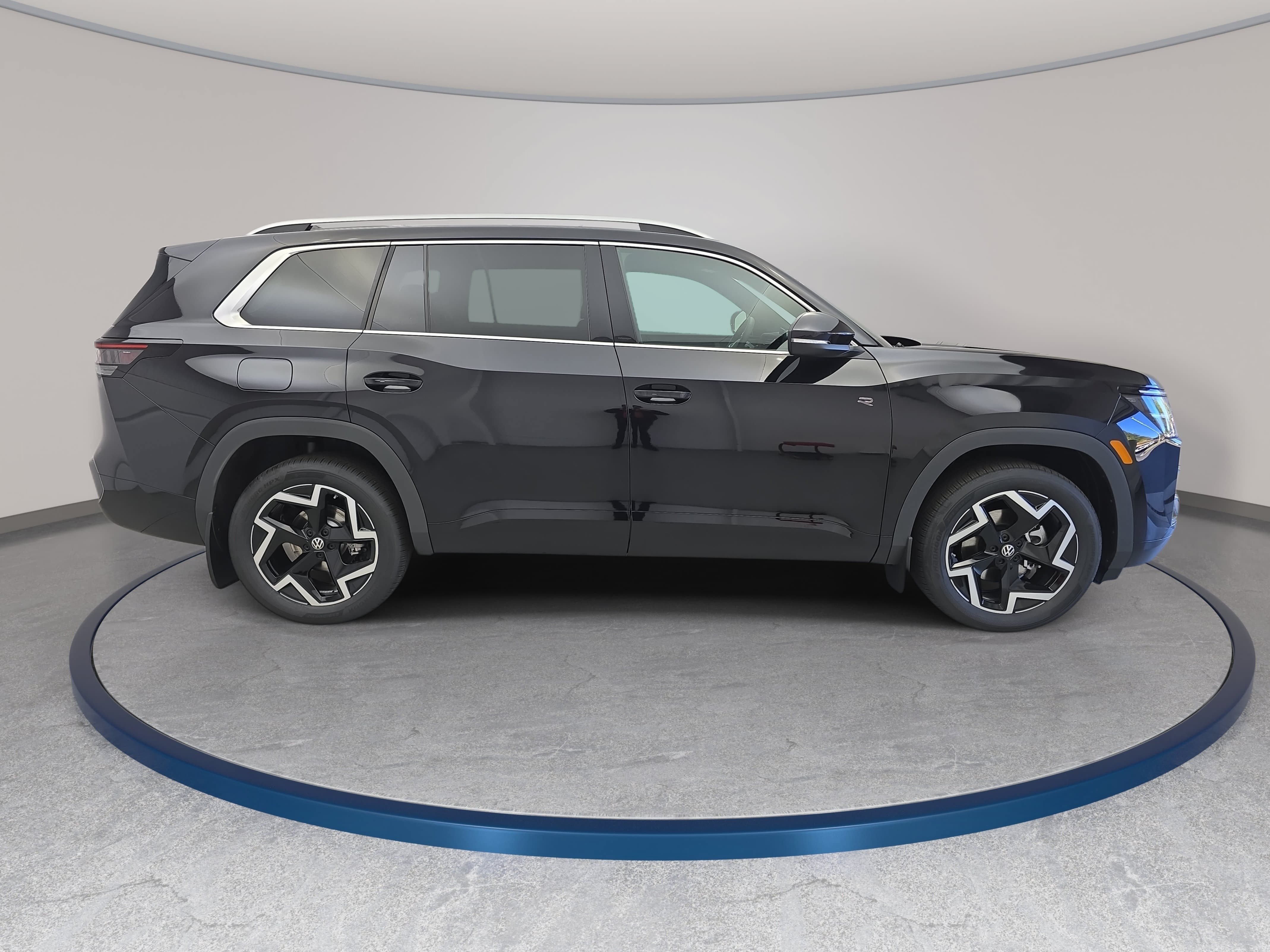 New 2027 Volkswagen Atlas SEL R-Line AWD/4WD image 4