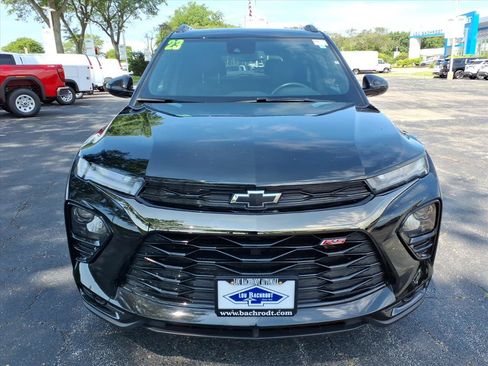 Used 2023 Chevrolet TrailBlazer RS w/ Convenience Package FWD image 2