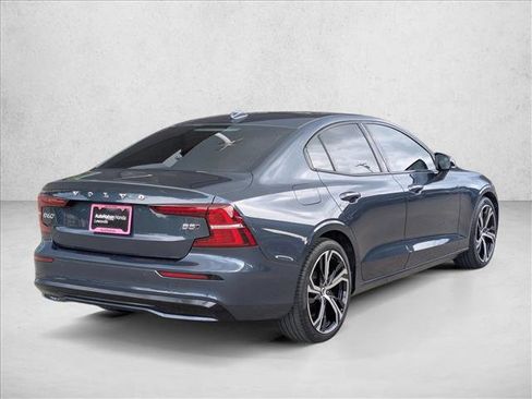 Used 2024 Volvo S60 B5 Core AWD/4WD image 5
