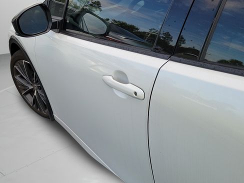 Used 2025 Toyota Prius Limited w/ Limited Premium Package FWD image 28