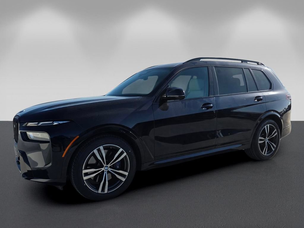 Certified 2025 BMW X7 M60i w/ Climate Comfort Package AWD/4WD image 8