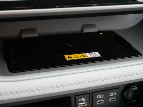 Certified 2025 Toyota Highlander XLE AWD/4WD image 29