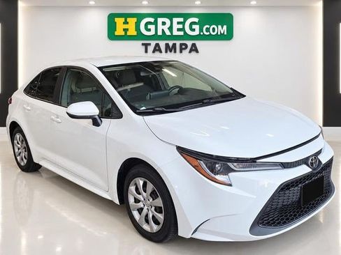 Used 2020 Toyota Corolla LE FWD image 4