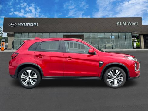 Used 2024 Mitsubishi Outlander Sport ES AWD/4WD image 4